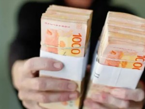 Las tasas en pesos se dispararon al 140% sobre el cierre de la rueda