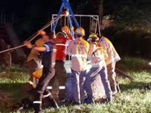 Dramático rescate en Córdoba: un hombre se lanzó dentro un aljibe para salvar a su hija