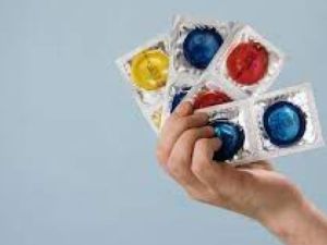 Tan solo una relación sexual sin preservativo es suficiente para contraer una ITS