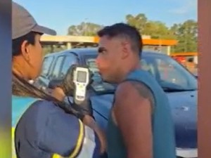 Agente de la Federal fue detenido mientras manejaba alcoholizado un patrullero encubierto