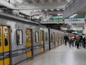 Contra la reforma laboral, los subtes adhieren al paro desde las 21