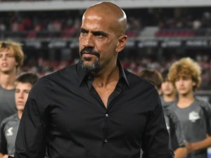 Verón desafía su suspensión: estará en la popular para alentar a Estudiantes en la final del Clausura